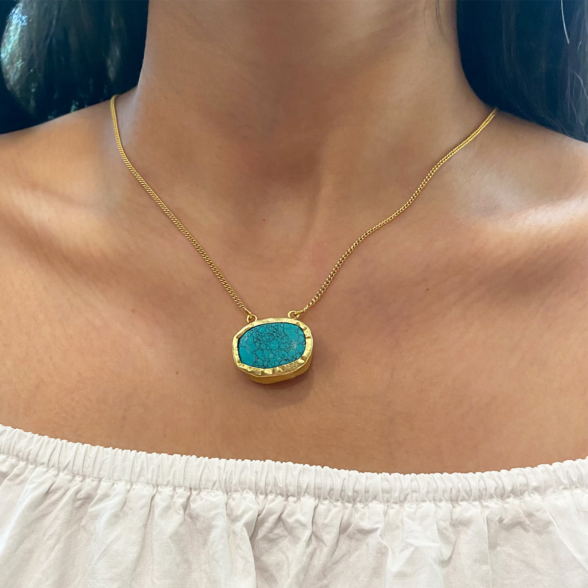 A Touch of Turquoise Stone Gold Necklace